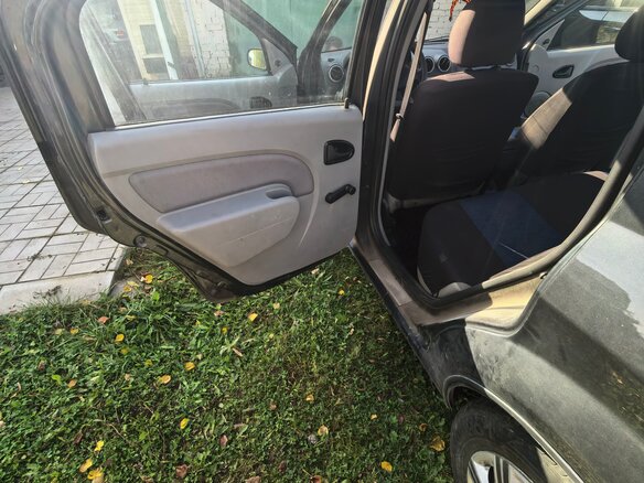 2009 Renault Logan I, серый, 405000 рублей - вид 12