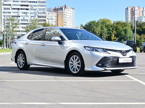2020 Toyota Camry VIII (XV70), серый - вид 2
