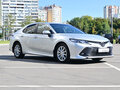 2020 Toyota Camry VIII (XV70), серый - вид 2
