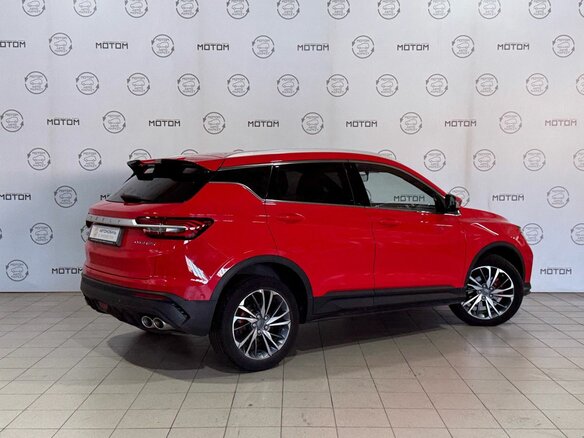 2023 Geely Coolray I, красный, 1556000 рублей - вид 3