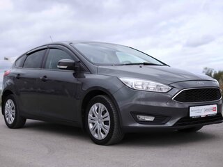 2017 Ford Focus III Рестайлинг, серый, 706807 рублей, вид 3