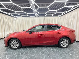 2014 Mazda Axela III, красный, 1379000 рублей, вид 3