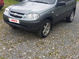 2014 Chevrolet Niva I Рестайлинг, серый, 550000 рублей, вид 2