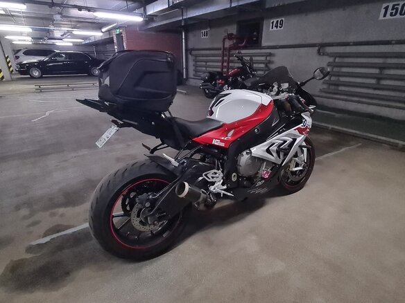 2017 BMW S 1000 RR, белый, 1600000 рублей - вид 4