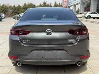 2022 Mazda 3 Axela IV (BP), серый, 1820999 рублей, вид 5