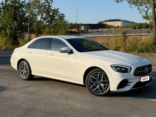 2020 Mercedes-Benz E-Класс 200 V (W213, S213, C238) Рестайлинг, белый, 4200000 рублей, вид 3