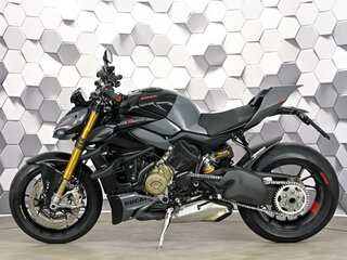 2023 Ducati Streetfighter V4, чёрный, 2199000 рублей, вид 4