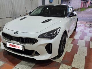 2018 Kia Stinger I, белый, 2000000 рублей, вид 1