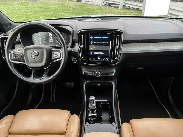 2021 Volvo XC40 I, серый, 3397000 рублей - вид 11