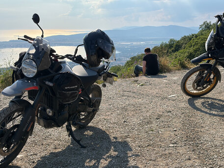 2024 Royal Enfield Himalayan, чёрный, 520000 рублей, вид 5