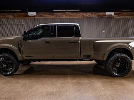 2026 Ford F-350, серый, 18800000 рублей, вид 3