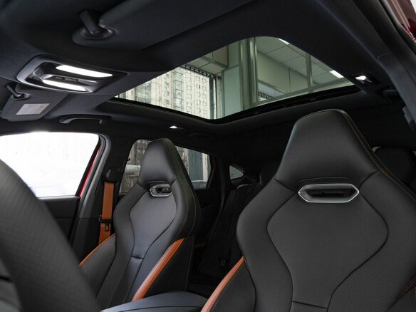 2024 Changan UNI-V I, красный, 2650000 рублей - вид 24