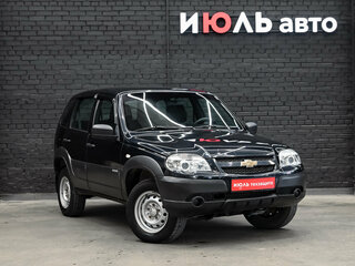2018 Chevrolet Niva I Рестайлинг, чёрный, 800000 рублей, вид 3