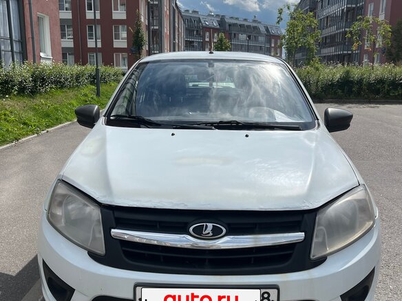 2015 Lada (ВАЗ) Granta I, белый, 160000 рублей