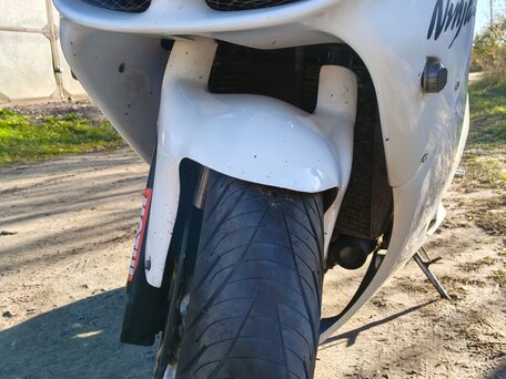 1999 Kawasaki ZX-6R Ninja, белый, 290000 рублей, вид 3