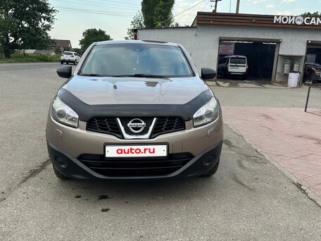 2011 Nissan Qashqai I Рестайлинг, коричневый, 950000 рублей, вид 1