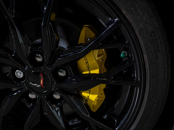 2026 Chevrolet Corvette Stingray C8, зелёный, 15627588 рублей - вид 11