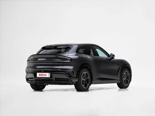 2026 Xiaomi YU7 Standard, чёрный, 6700000 рублей, вид 5