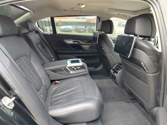2019 BMW 7 серии Long 730Ld xDrive VI (G11/G12) Рестайлинг, чёрный, 6890000 рублей - вид 8