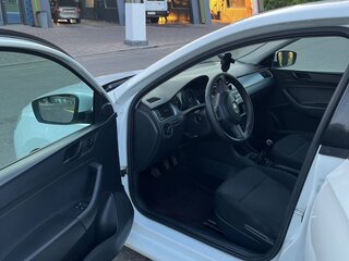 2016 Skoda Rapid I, белый, 750000 рублей, вид 5