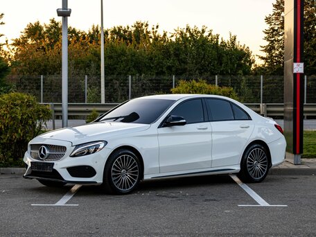 2015 Mercedes-Benz C-Класс 180 IV (W205), белый, 1695000 рублей, вид 1