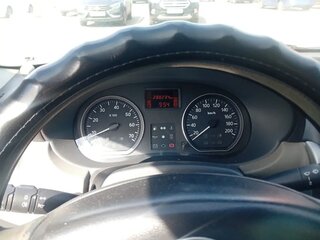 2011 Renault Logan I Рестайлинг, бежевый, 295000 рублей, вид 4