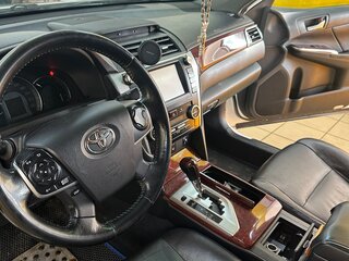 2014 Toyota Camry VII (XV50), белый, 1300000 рублей, вид 5