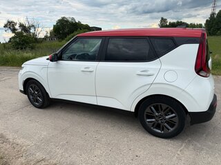 2021 Kia Soul III, белый, 1950000 рублей, вид 4