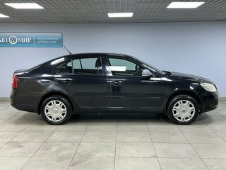 2011 Skoda Octavia II (A5) Рестайлинг, чёрный, 580000 рублей, вид 4