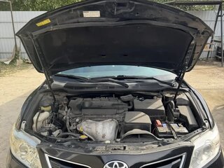 2010 Toyota Camry VI (XV40) Рестайлинг, чёрный, 1250000 рублей, вид 2