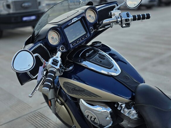 2018 Indian Chieftain, синий, 1475000 рублей - вид 15