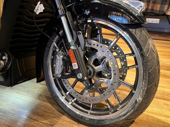 2025 Indian Roadmaster, чёрный, 4200000 рублей - вид 7
