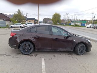 2013 Chevrolet Cruze I Рестайлинг, коричневый, 610000 рублей, вид 3