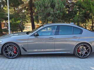 2020 BMW 5 серии 530i xDrive VII (G30/G31/G38) Рестайлинг, серый, 5250000 рублей, вид 3