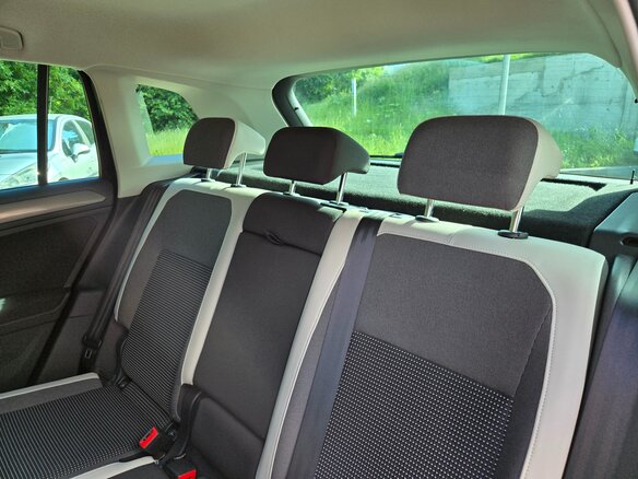2019 Volkswagen Tiguan II, чёрный, 2300000 рублей - вид 9