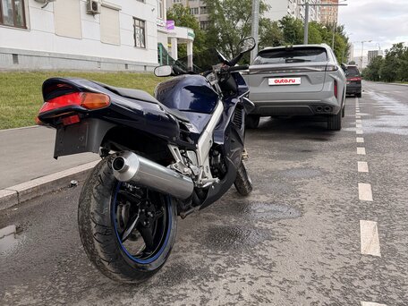 1997 Honda VF 750, синий, 350000 рублей, вид 2