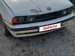 1988 BMW 5 серии 520i III (E34), белый, 530000 рублей, вид 3