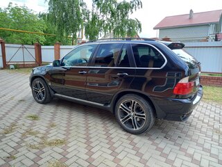 2006 BMW X5 4.4i I (E53) Рестайлинг, чёрный, 2500000 рублей, вид 3