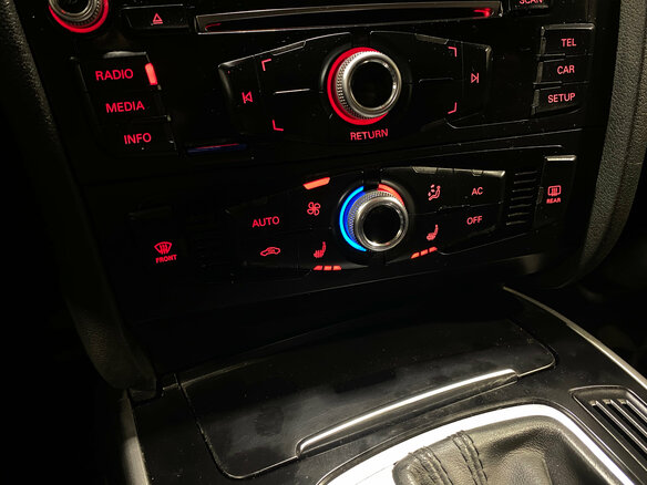 2012 Audi A4 IV (B8) Рестайлинг, чёрный, 1160000 рублей - вид 12