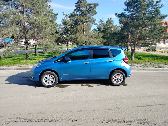 2019 Nissan Note e-Power II Рестайлинг, синий, 1500000 рублей - вид 5