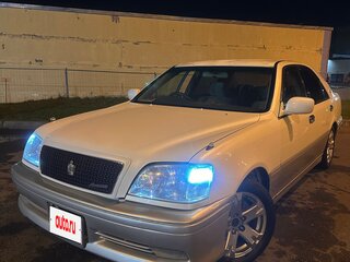 2001 Toyota Crown XI (S170), белый, 715000 рублей, вид 1