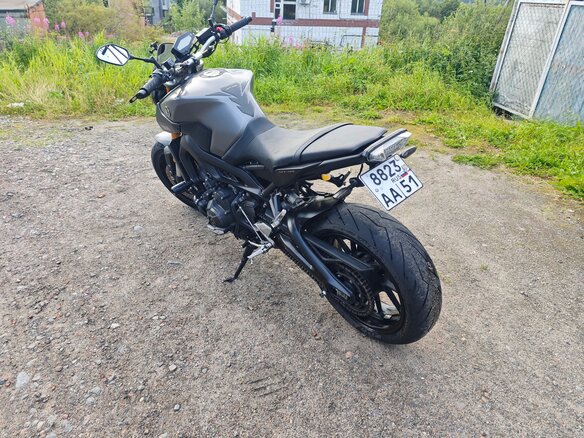 2014 Yamaha MT-09 (FZ-09), серый, 700000 рублей - вид 3