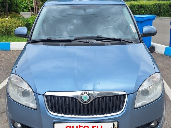2010 Skoda Fabia II Рестайлинг, голубой