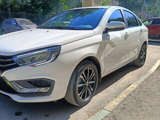 2025 Lada (ВАЗ) Vesta I Рестайлинг (NG), белый, 1550000 рублей, вид 2