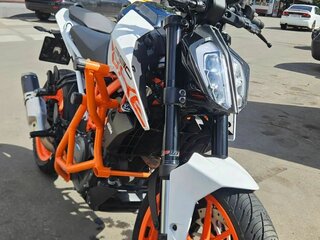 2020 KTM 390 Duke, оранжевый, 390000 рублей, вид 4