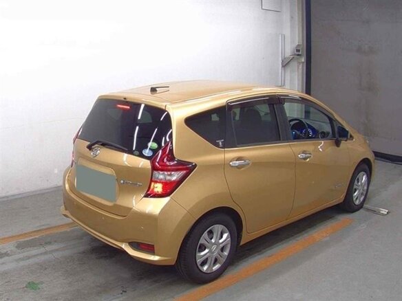 2017 Nissan Note e-Power II Рестайлинг, коричневый, 1280000 рублей - вид 6