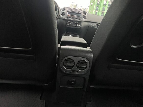 2013 Volkswagen Tiguan I Рестайлинг, белый - вид 33