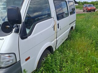 2005 Mazda Bongo Brawny IV, белый, 150000 рублей, вид 1