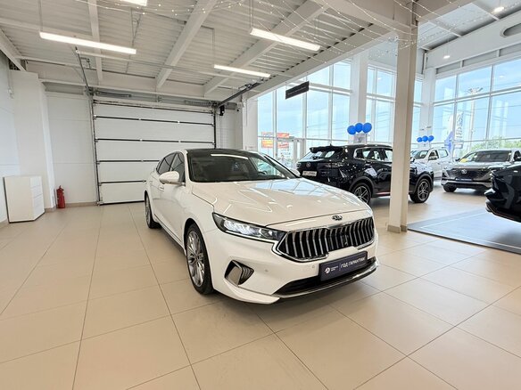 2020 Kia K7 YG (II) Рестайлинг, белый, 3499900 рублей - вид 8