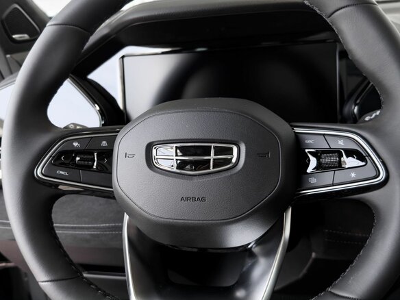 2026 Geely Monjaro, чёрный - вид 11